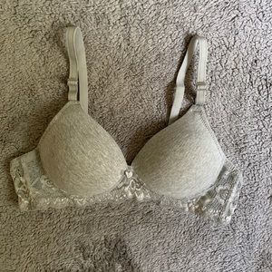 Women’s Lace Bra